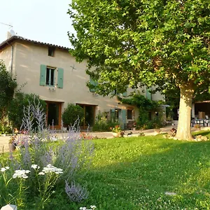 la-source-vegetarian-guest-house.hotels-rhonealpes.com/